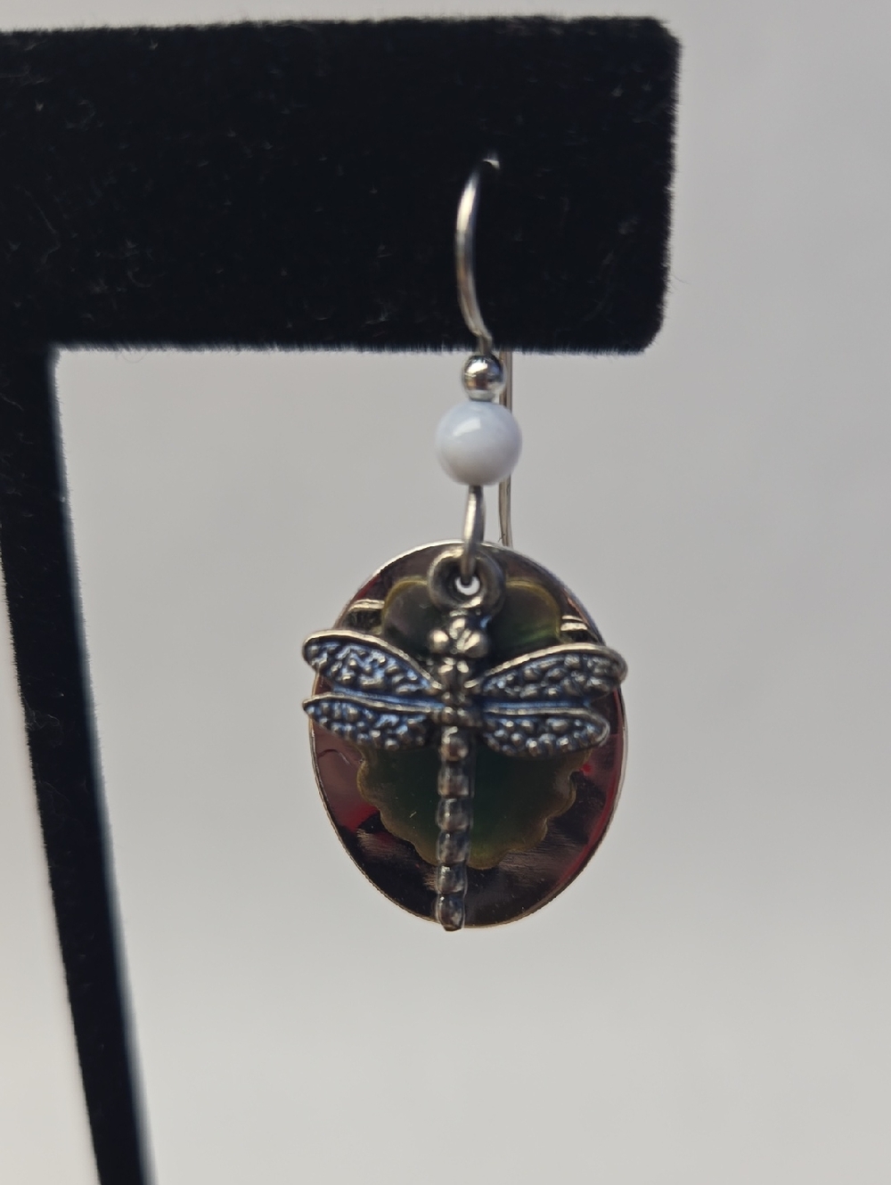 🌷3/$25 Layered Dragonfly Silvertone Dangle Earrings - Picture 5 of 8